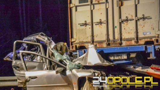 Nocny wypadek na A4. Cztery osoby w szpitalu