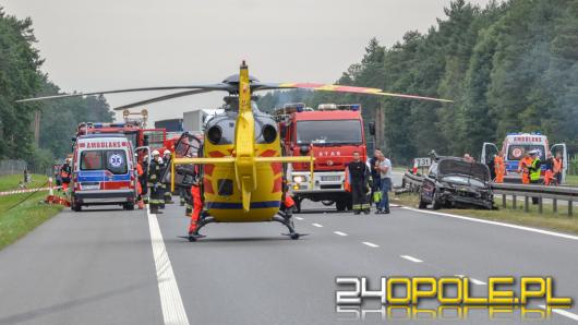 Volvo i volkswagen zderzyły się na autostradzie A4