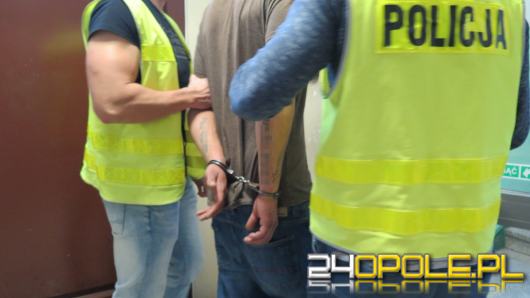 Nietrzeźwy z narkotykami demolował samochody