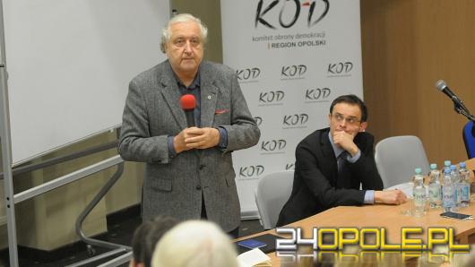 Prof Andrzej Rzepliński wygłosił wykład na prośbę działaczy KOD