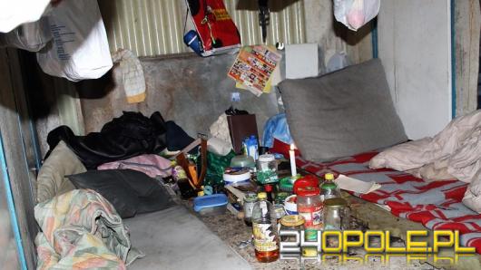 Nie bądź obojętny, poinformuj służby o osobach które potrzebują pomocy