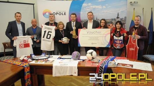 W Opolu na WOŚP wylicytujesz m.in. medal wicemistrza świata czy piłkę z Euro 2012 
