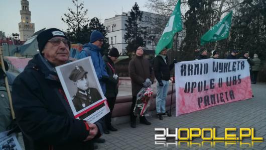 Opolanie uczcili Żołnierzy Wyklętych. "Powinniśmy brać z nich przykład"