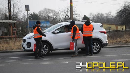 Policja ze Strażą Ochrony Kolei wzmacniają świadomość kierowców na przejazdach kolejowych