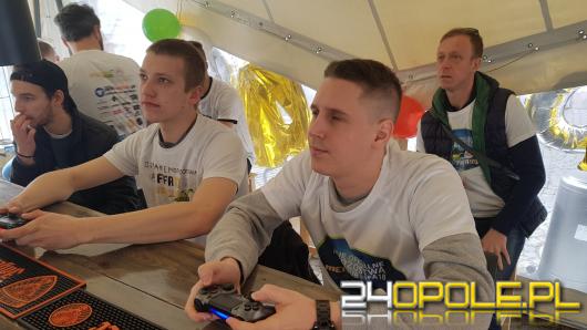 Bartek Ciach zwycięzcą Drugich Oficjalnych Mistrzostw Melon Pub Fifa18