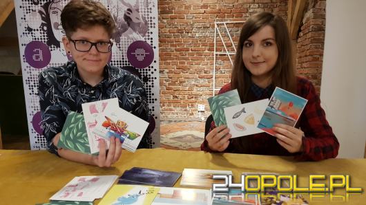 12 zwycięskich projektów pocztówek będzie promować Opole. Sprawdź gdzie można je odebrać