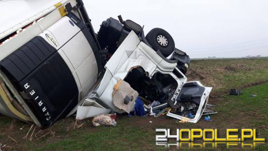 42-letni kierowca ciężarówki zginął pod Krapkowicami