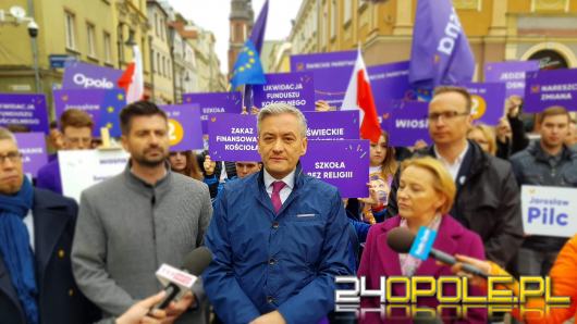 Robert Biedroń w Opolu. "Dziś przyszedł dzień, kiedy to my możemy wyspowiadać kościół"