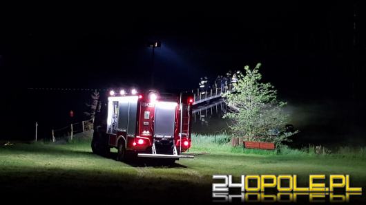 Nad zalewem w Pietrowicach Głubczyckich trwają poszukiwania młodego mężczyzny