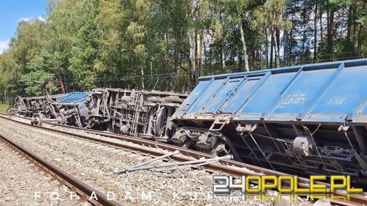 10 wagonów z miałem wykoleiło się na trasie Tarnów Opolski - Opole. Są utrudnienia