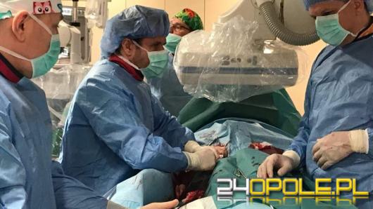 W Opolu przeprowadzono zabieg implantacji zastawki bez otwierania klatki piersiowej