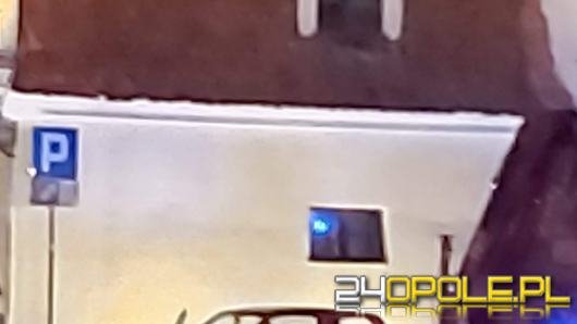 Czołowe zderzenie w centrum Niemodlina. Zginął 25-latek