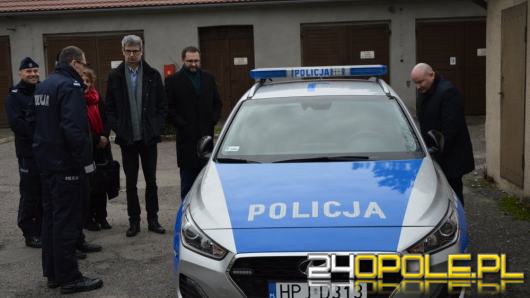 Nowe radiowozy w kluczborskiej komendzie 