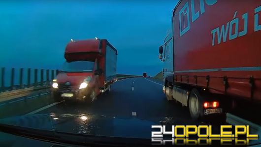 Auto dostawcze jechało pod prąd obwodnicą Nysy. Kierowcy szuka policja