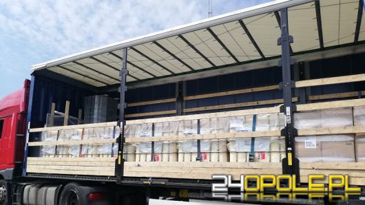 Zatrzymano 11 ton oleju palmowego na polsko - czeskim przejściu granicznym w Trzebini