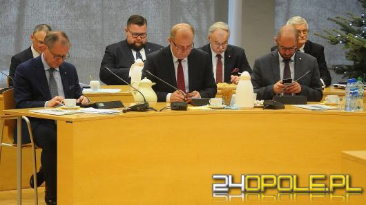 Ponad 300 milionów złotych na pomoc mieszkańcom regionu