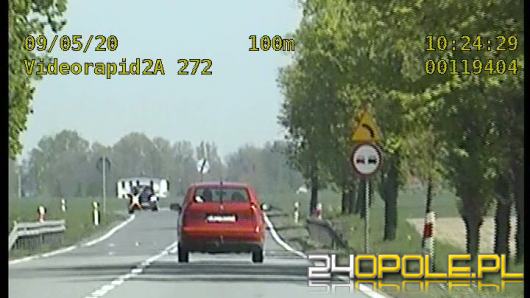 Bez uprawnień, badań technicznych, pijany uciekał przed policją