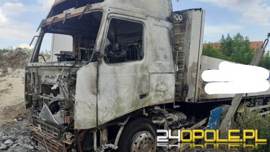 3 samochody ciężarowe spłonęły w Lewinie Brzeskim 