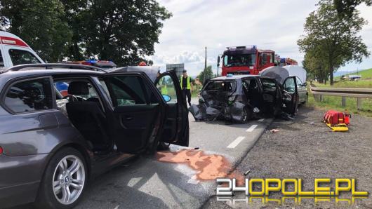 Wypadek w powiecie nyskim. Wśród 6 rannych jest dwójka dzieci