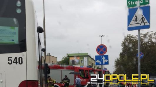 86-latka potrącona na przejściu dla pieszych przez autobus MZK