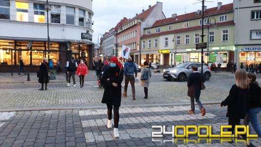 Ulice Opola "zajęte" w proteście. Strajk Kobiet nie odpuszcza 