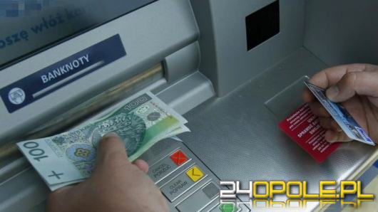 Wysadzono bankomat w Ozimku, policja szuka sprawców