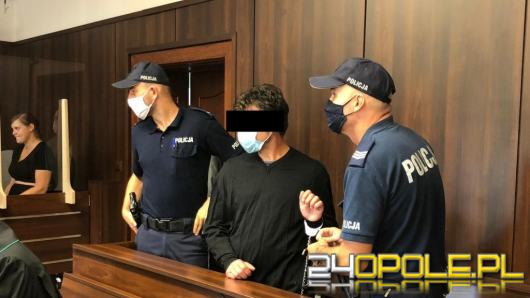 Zabił zadając 60 ciosów nożem. Spędzi resztę życia w więzieniu 