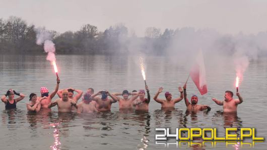 To już tradycja. "Morsy" po raz pierwszy w wodzie w Święto Niepodległości