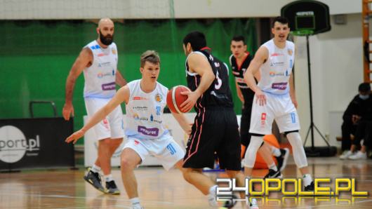 Weegree zatrzymane na własnym parkiecie