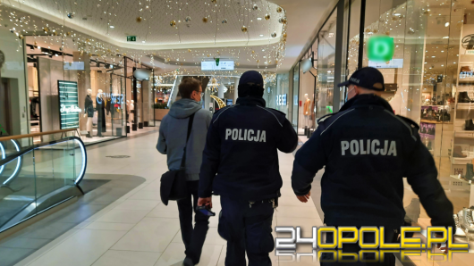 Bezlitosne kontrole policji i sanepidu w galeriach handlowych 