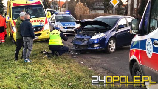 Wypadek w Wawelnie. Trzy osoby trafiły do szpitala