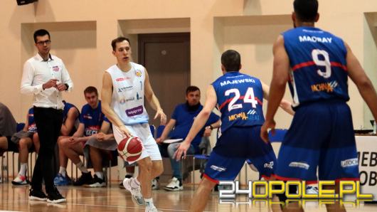 Ważne zwycięstwo w Łowiczu koszykarzy Weegree