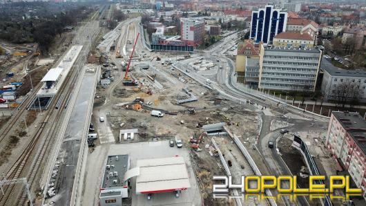 Na budowie centrum przesiadkowego wykopano dwie kości. Mogą należeć do człowieka