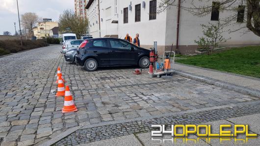 MZD montuje kolejne czujniki parkowania. Będą utrudnienia w centrum miasta