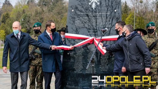 Uroczyście odsłonięto pomnik upamiętniający powstańców śląskich