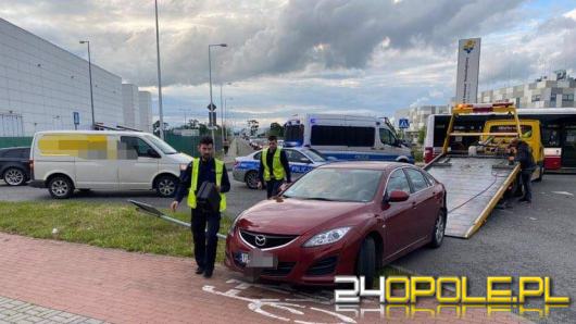 Zatrzymał auto przy kolizji bo chciał pomóc. Wydmuchał 2,5 promila