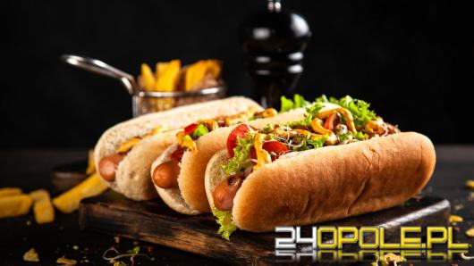 Przepisy na hot - dogi w trzech odsłonach