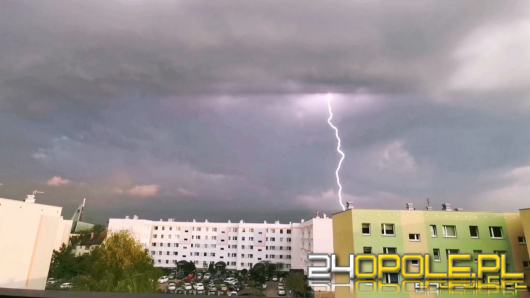 Możliwe burze z gradem. Wydano ostrzeżenie pierwszego stopnia