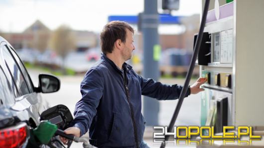 Polska ma jedne z najniższych cen paliw w UE. Pozory mogą jednak mylić
