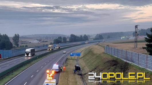 Straciła panowanie nad pojazdem - wypadła z autostrady