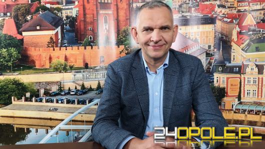 Dariusz Madera - rośnie liczba pacjentów w szpitalu tymczasowym