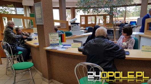 Podwyższone czerwcowe emerytury z ZUS w drodze do seniorów