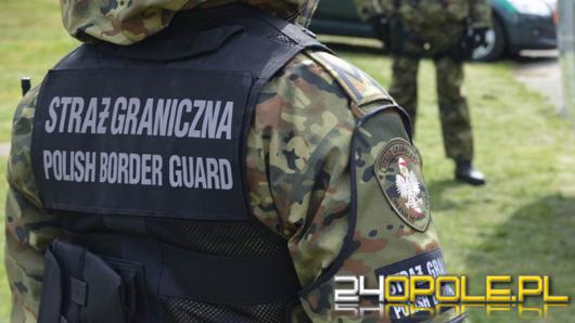 Czy to już plaga? Służby ujawniają kolejne incydenty związane z przewożeniem migrantów