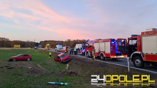 Zderzenie dwóch osobówek na wysokości Kolanowic. Są utrudnienia