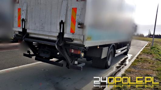 Katastrofalny stan zatrzymanej ciężarówki. Kierowcy odebrano dowód rejestracyjny