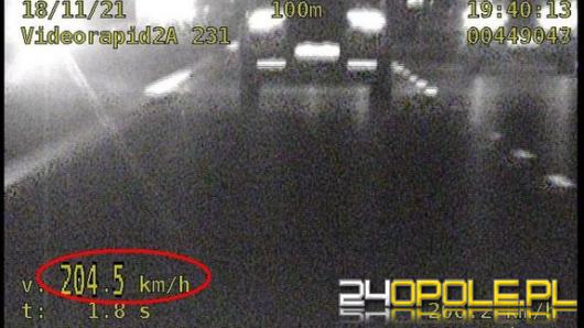 Pędzili z prędkością 203 i 204 km/h na trasie S7