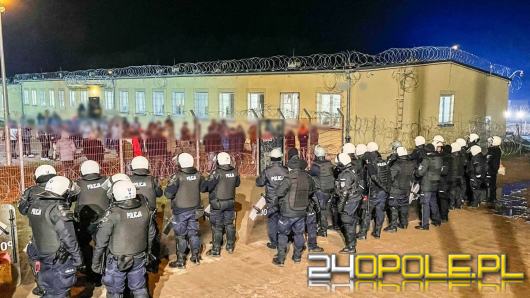 Policjanci zapobiegli eskalacji buntu w ośrodku dla imigrantów