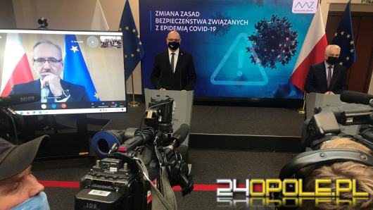 Zmiana obostrzeń. Zamykamy szkoły, wchodzą obowiązkowe szczepienia, więcej ograniczeń
