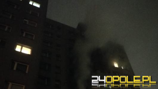 Pożar mieszkania na 4 piętrze na osiedlu Armii Krajowej. Są ofiary śmiertelne
