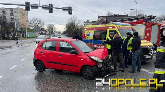 Sprawczyni kolizji ukarana mandatem 1500 zł